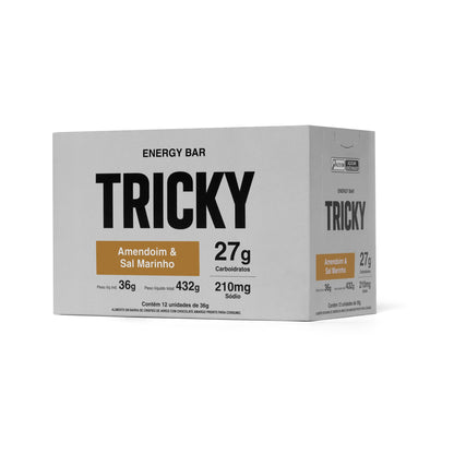 Caixa Tricky 27 Amendoim & Sal Marinho com 12 unidades, vista em ângulo